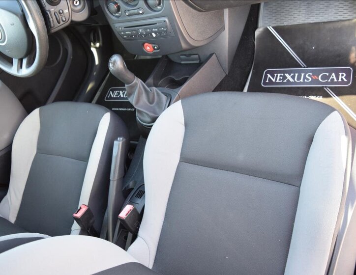 Renault Clio Kombi 1,1 l 74 kw