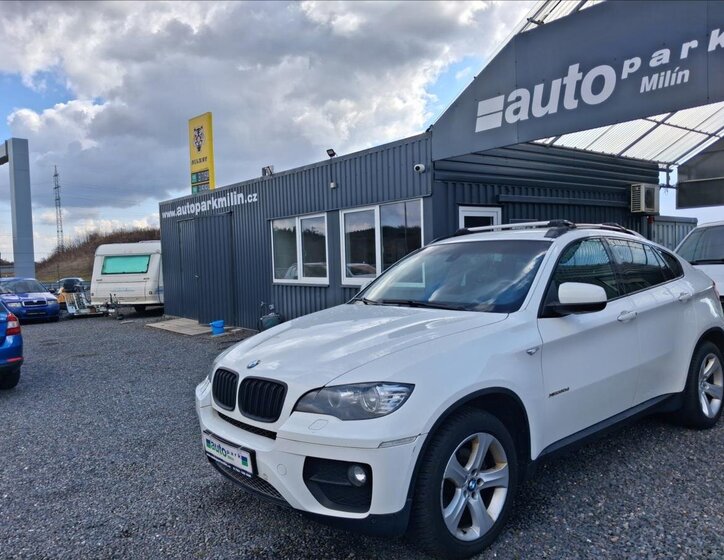 BMW X6 Kombi 3,0 l 180 kw