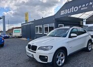 BMW X6 Kombi 3,0 l 180 kw