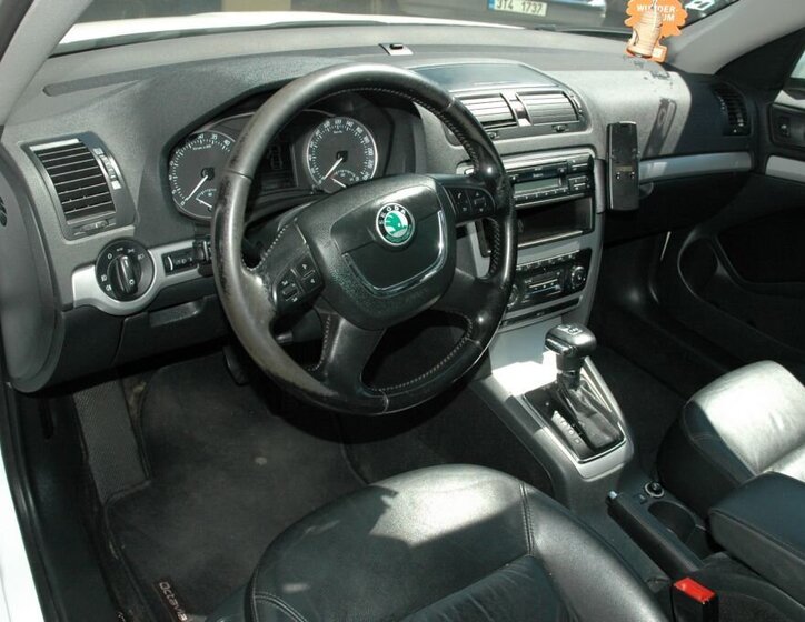 Škoda Octavia 12