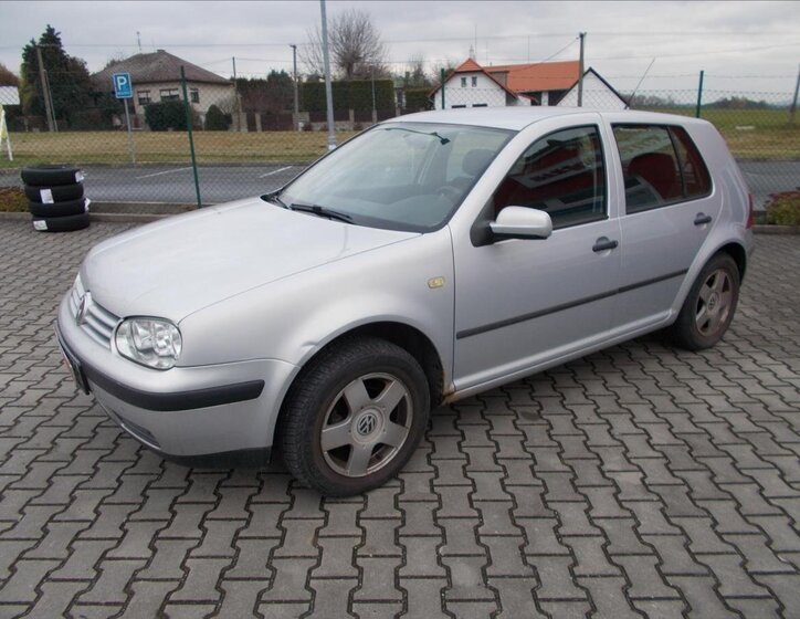 Volkswagen Golf 4