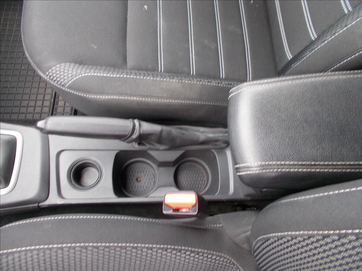 Dacia Duster SUV / Terénní 1,3 l 96 kw