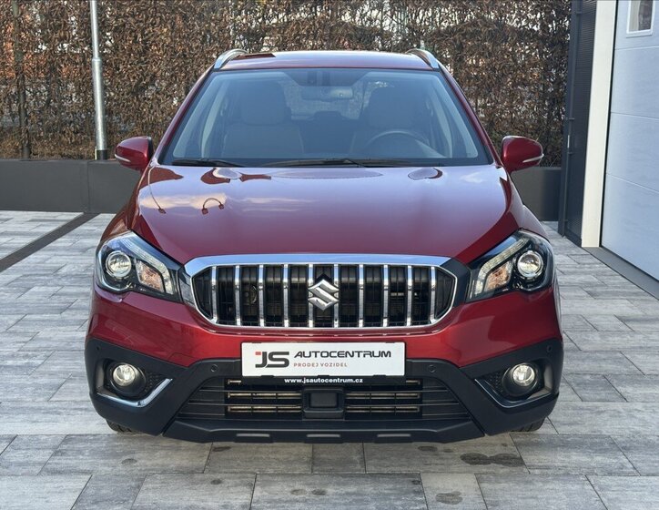 Suzuki S-Cross 1