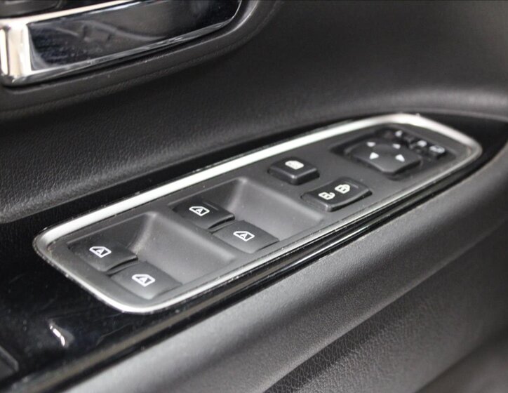 Mitsubishi Outlander 15