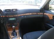 Mercedes-Benz Třídy E 18