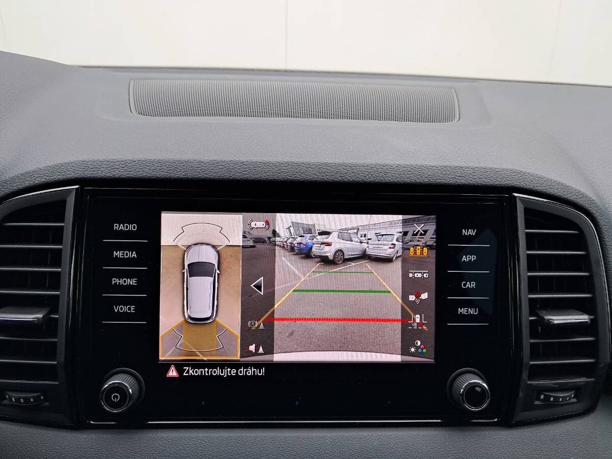 Škoda Karoq SUV / Terénní 2,0 l 110 kw