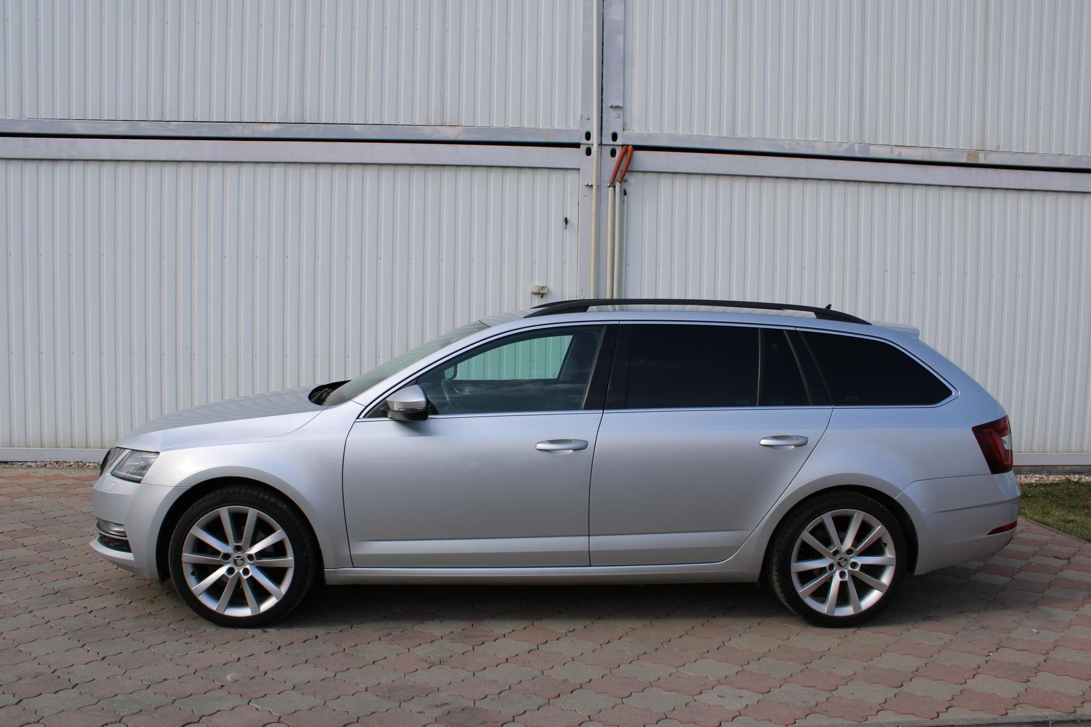 Škoda Octavia Kombi 2,0 l 110 kw