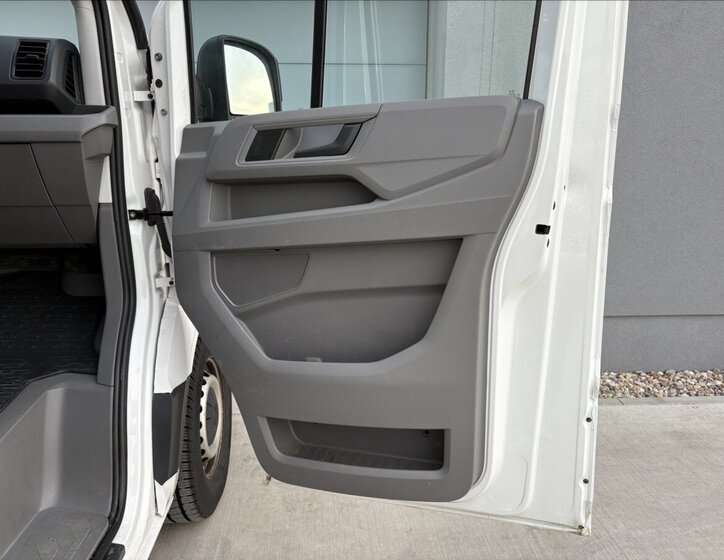 Volkswagen Crafter Skříň 2,0 l 103 kw