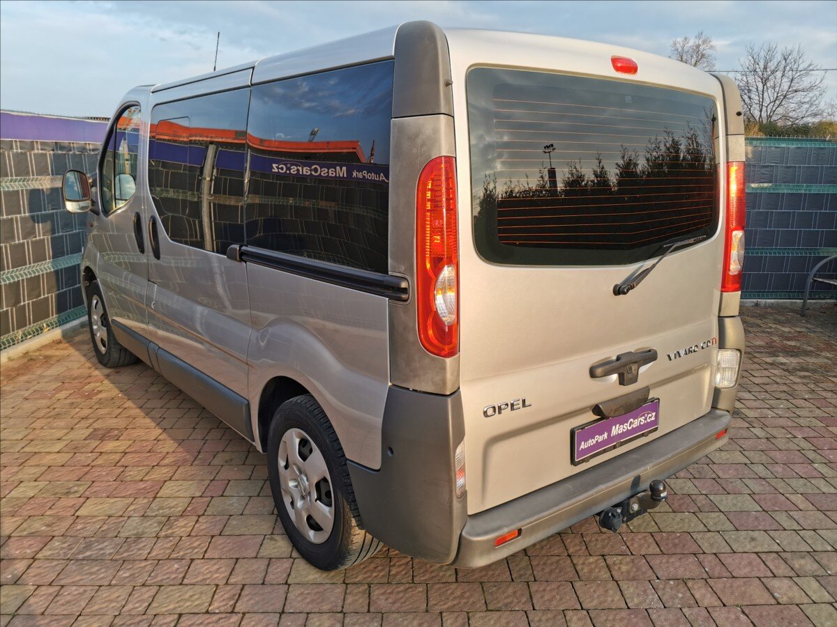 Opel Vivaro Kombi 2,0 l 84 kw