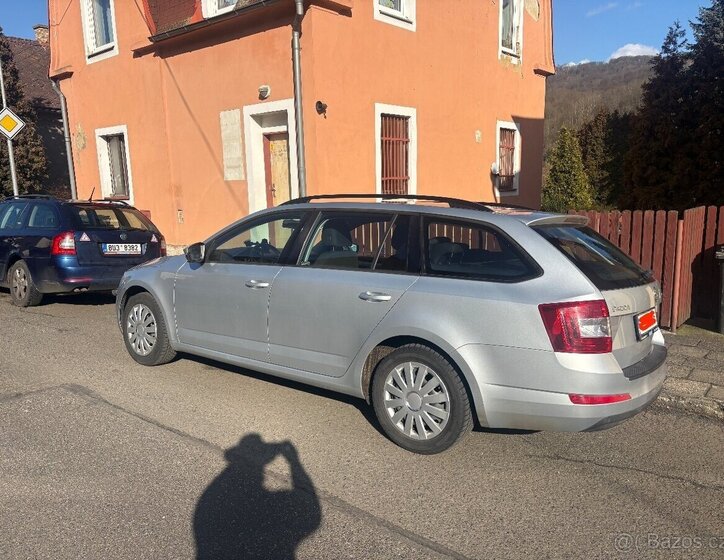 Škoda Octavia Kombi 0,0 77 kw