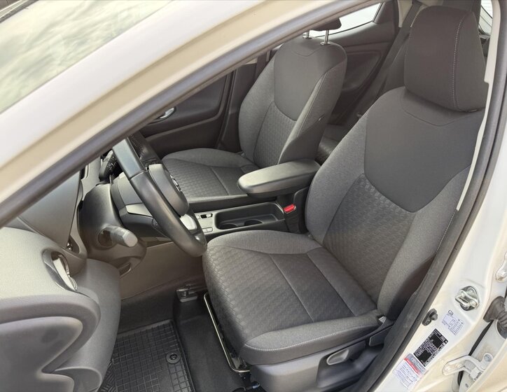 Toyota Yaris Hatchback 1,5 l 68 kw