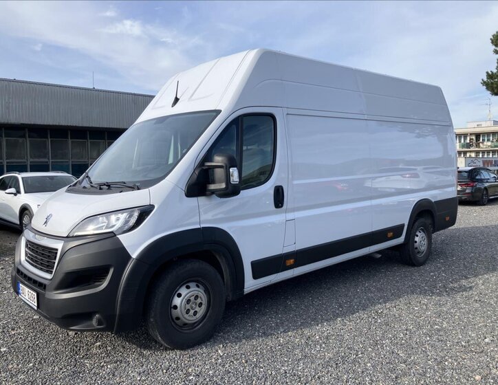 Peugeot Boxer Skříň 2,2 l 121 kw
