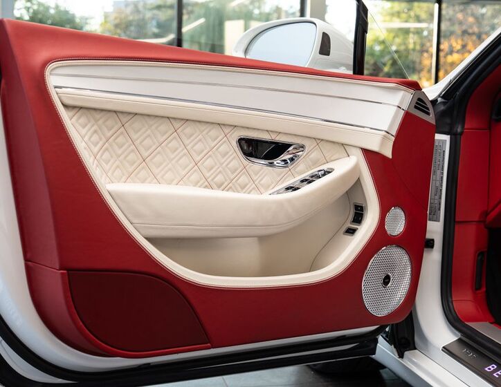 Bentley Continental GTC 10