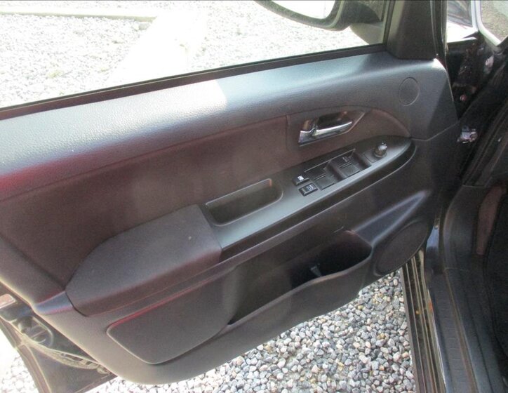 Fiat Sedici Hatchback 2,0 l 99 kw