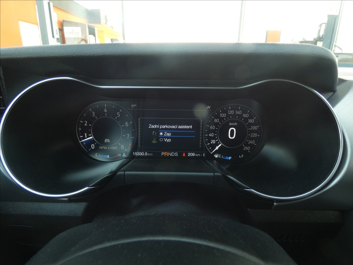 Ford Mustang Kupé 5,0 l 330 kw