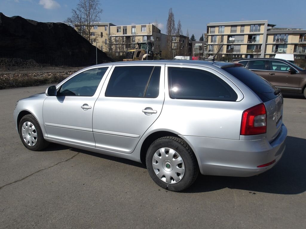 Škoda Octavia Kombi 2,0 l 103 kw
