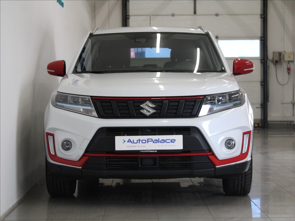 Suzuki Vitara SUV / Terénní 1,4 l 95 kw