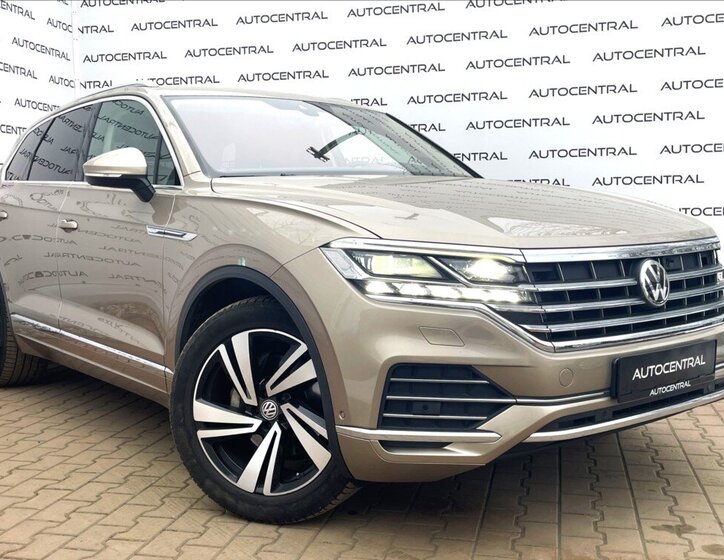 Volkswagen Touareg SUV / Terénní 3,0 l 210 kw