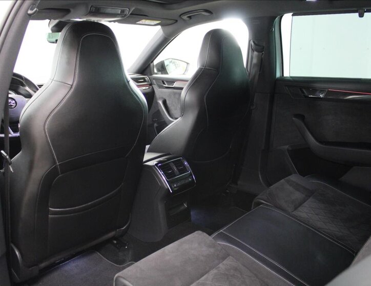 Škoda Superb Kombi 2,0 l 110 kw