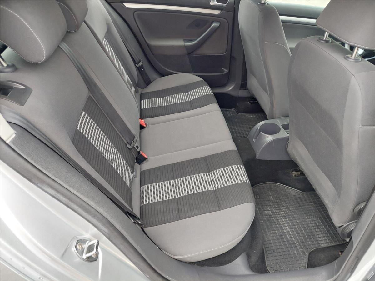 Volkswagen Golf Hatchback 1,4 l 59 kw