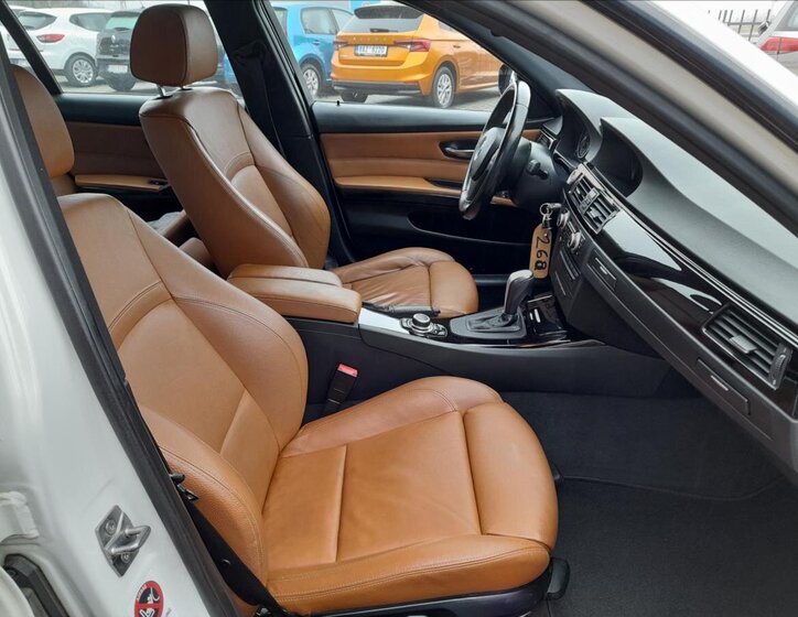 BMW Řada 3 Sedan 2,0 l 135 kw