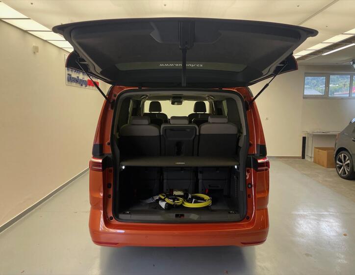 Volkswagen Multivan 25