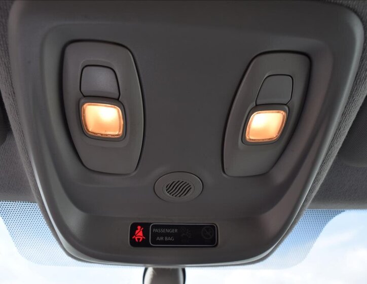 Renault Clio Hatchback 1,1 l 54 kw