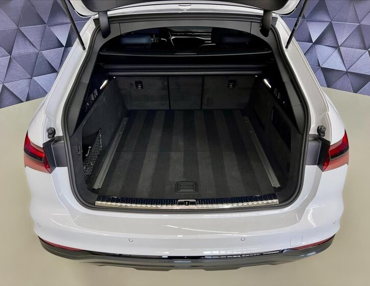 Audi A6 Allroad Kombi 3,0 l 210 kw