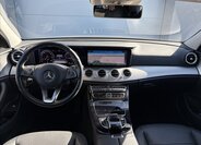 Mercedes-Benz Třídy E Sedan / Limuzína 3,0 l 190 kw