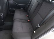 Toyota Avensis Kombi 2,0 l 108 kw