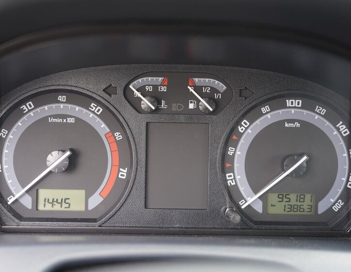 Škoda Fabia Sedan / Limuzína 1,2 l 47 kw