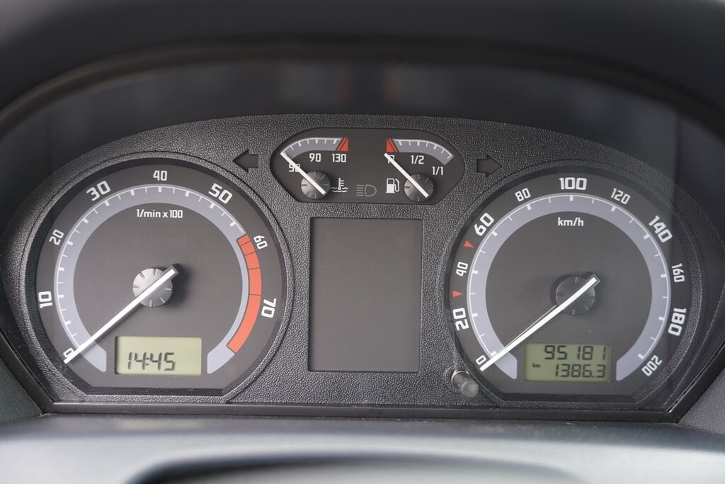 Škoda Fabia Sedan / Limuzína 1,2 l 47 kw