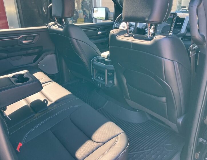 Dodge RAM Pick-up 3,0 l 313 kw