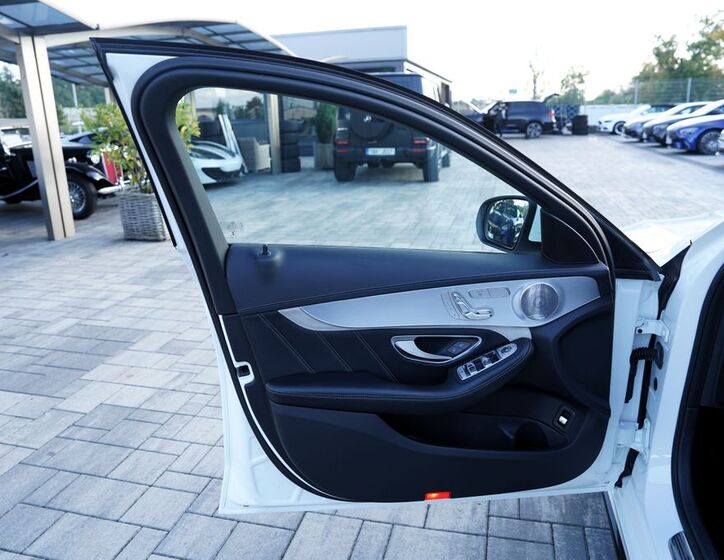 Mercedes-Benz Třídy C 15