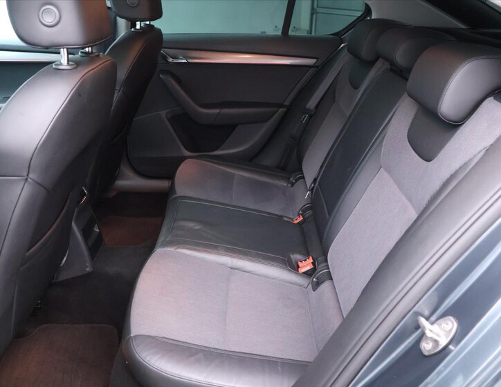 Škoda Octavia Liftback 2,0 l 110 kw