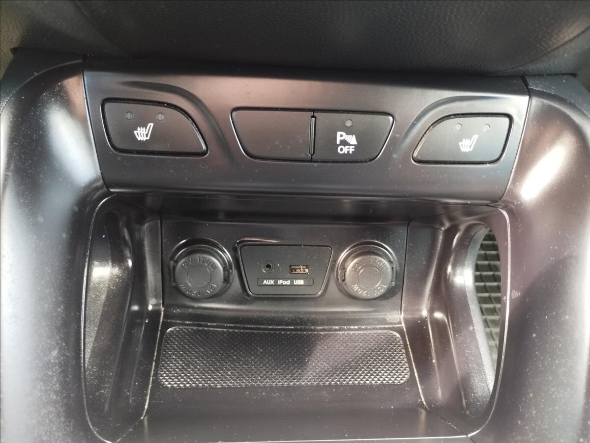Hyundai ix35 SUV / Terénní 1,7 l 85 kw