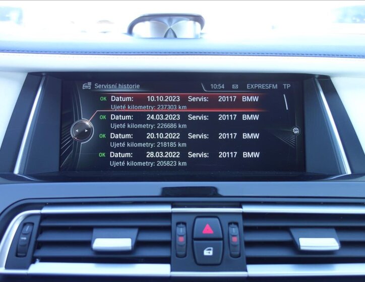 BMW Řada 7 44