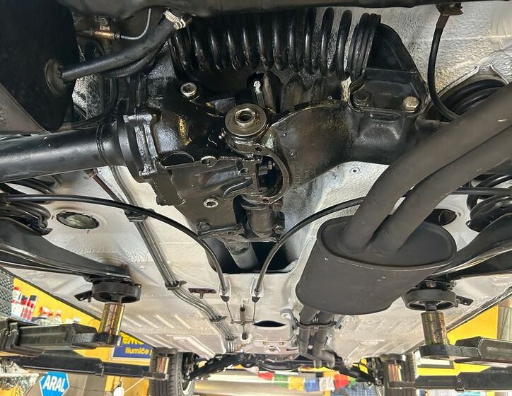 Mercedes-Benz Ostatní 11