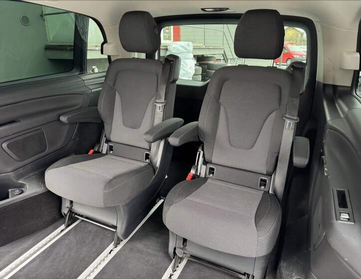 Mercedes-Benz Třídy V Kombi 2,1 l 120 kw