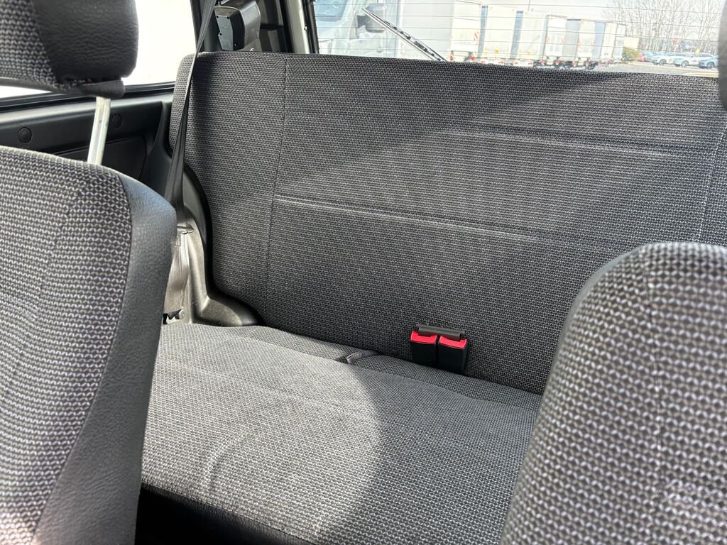 Lada Niva SUV 1,7 l 61 kw