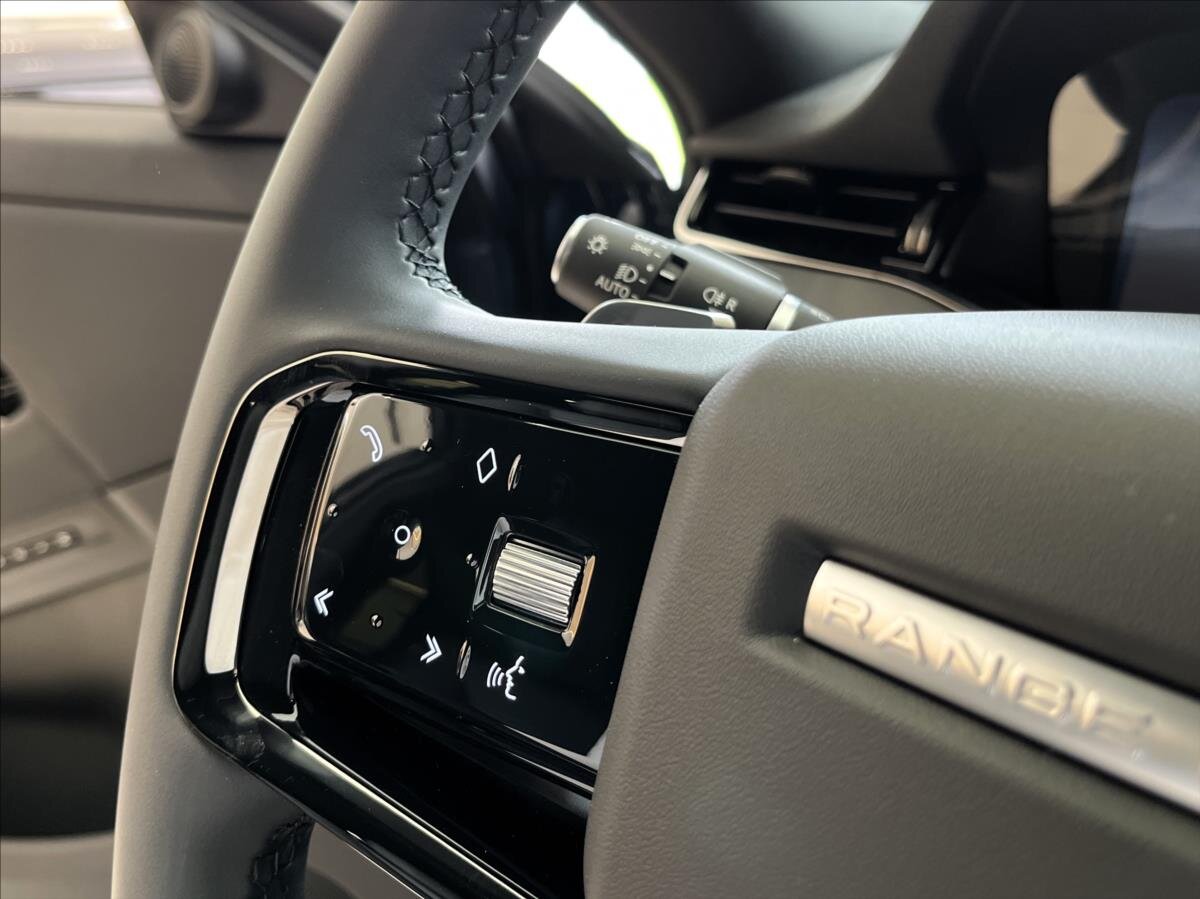 Land Rover Range Rover Evoque SUV / Terénní 1,5 l 198 kw