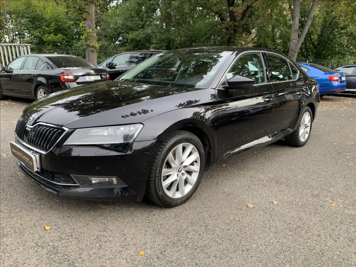 Škoda Superb