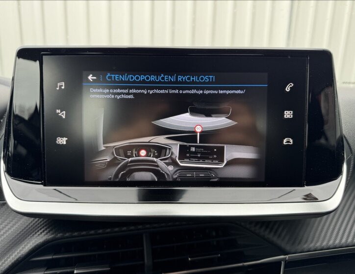 Peugeot 2008 SUV / Terénní 1,2 l 96 kw