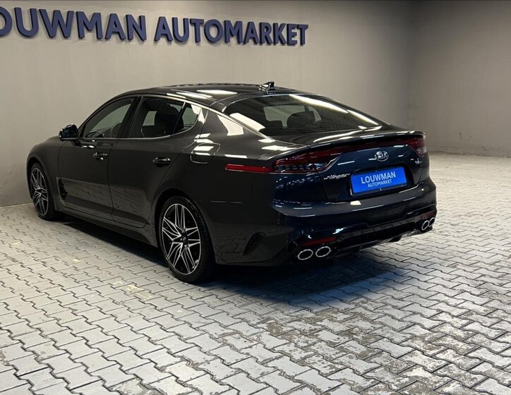 KIA Stinger 17