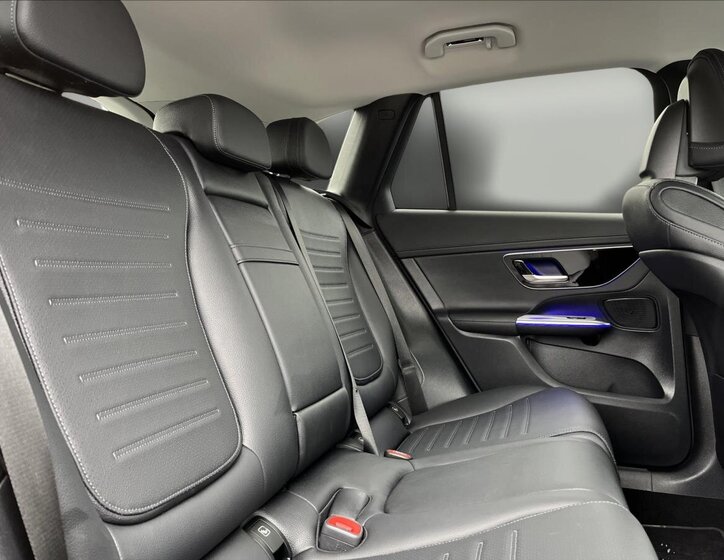 Mercedes-Benz GLC SUV 2,0 l 145 kw