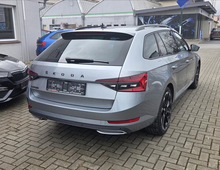 Škoda Superb Kombi 2,0 l 110 kw