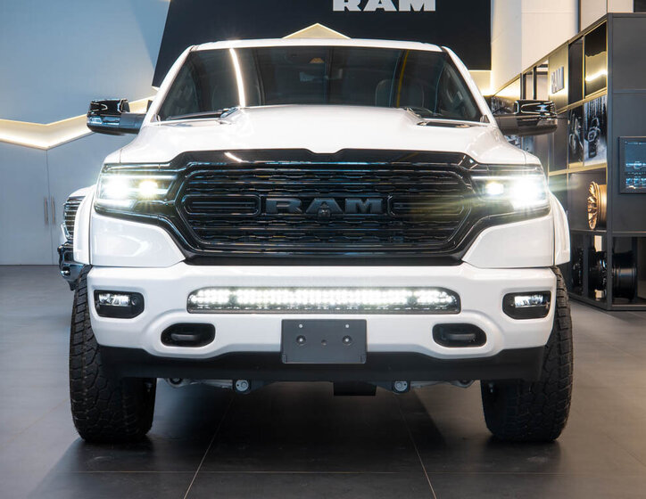 Dodge RAM Pick-up 5,7 l 291 kw