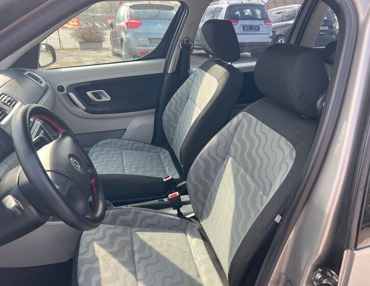 Škoda Roomster Kombi 1,4 l 51 kw