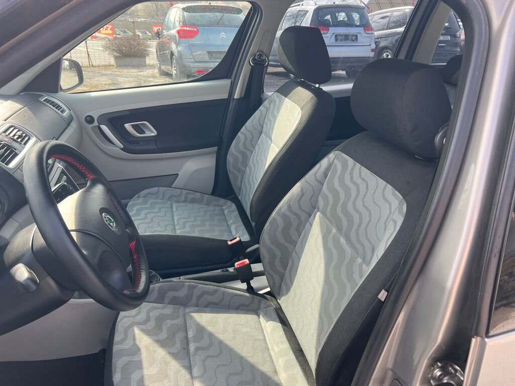 Škoda Roomster Kombi 1,4 l 51 kw