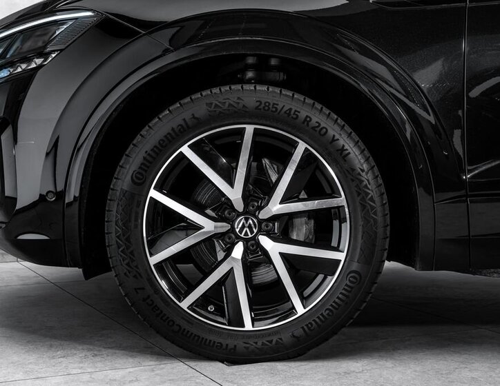 Volkswagen Touareg SUV / Terénní 3,0 l 210 kw